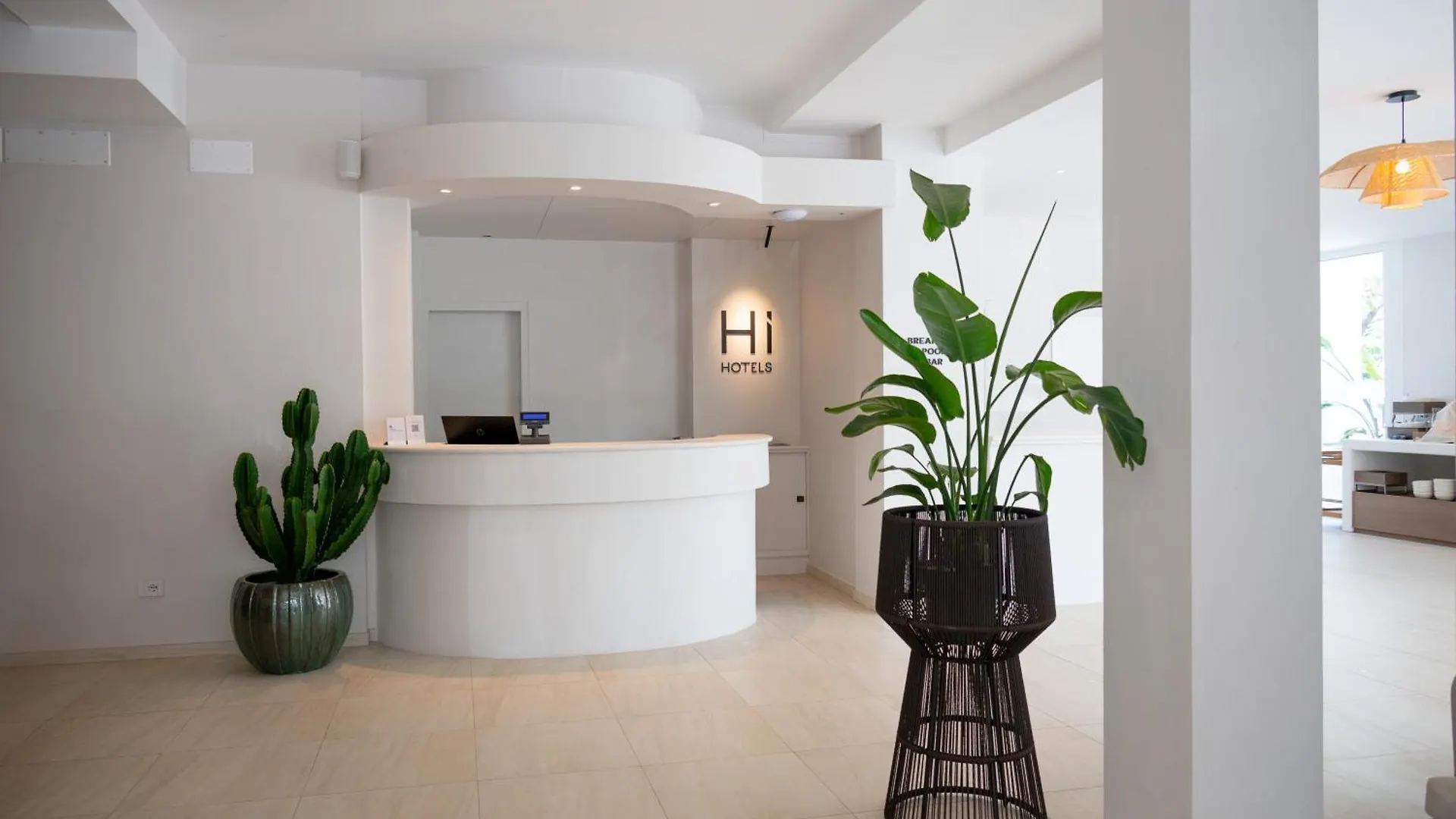 Hi Hotels Sirmione - Lakeview Pool